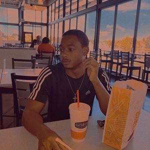 Meet your Posher, Chris